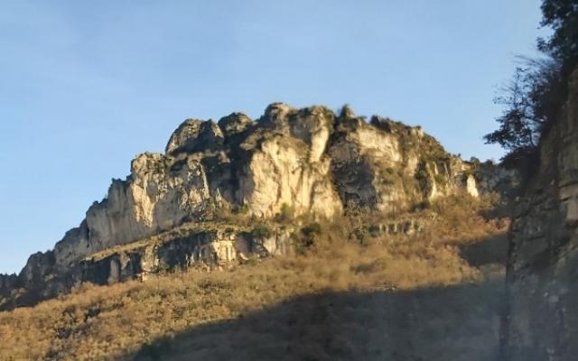 Line funéraire sur les routes de France 